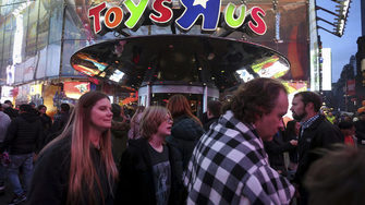 Toys 'R' Us поиска съдебна защита от кредитори