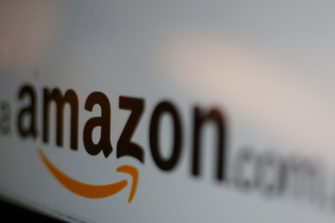 Amazon инвестира в производител на електрически коли и камиони