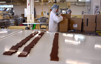 Nestle ще намали с още 5% захарите и с 10% наситените мазнини в зърнените закуски