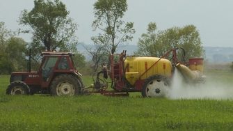 "Агрия" купува две фирми за търговия с растителни препарати
