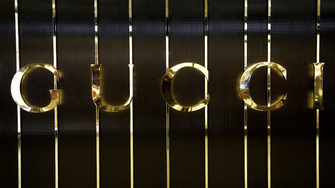 Gucci разширява онлайн търговията си