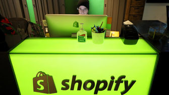 Shopify надмина eBay, а сега застрашава и Amazon