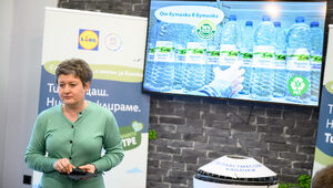 "Лидл България" увеличава автоматите за изкупуване на пластмасови бутилки и кенове