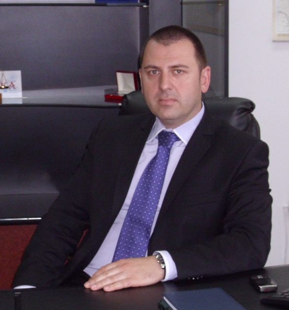 Николай Алдимиров има деветгодишен опит в структурата на Финансовото разузнаване.