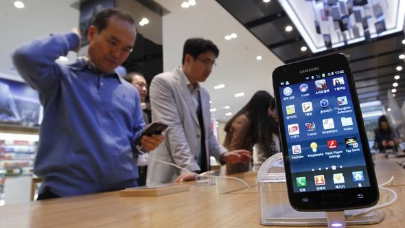 Samsung измества Apple при умните телефони, но вероятно за кратко