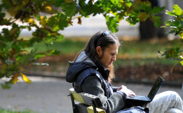 Сумата на покупката в онлайн търговията нараства от 3-4 лв. през 2010 г. на 70 лв. през 2012 г.