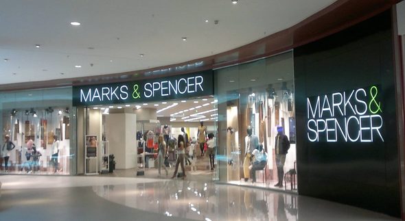 Франсоа Смейерс, регионален директор на Marks and Spencer за Европа и Сорин Станку, мениджър за Балканите бяха в София за отварянето на най-големия магазин на веригата на Балканите в софийския Paradise Center.