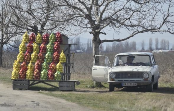 Фермерите настояват спешно да бъде свикана работна група, която да създаде правна рамка за достъп на малките фермери до техните потенциални клиенти.