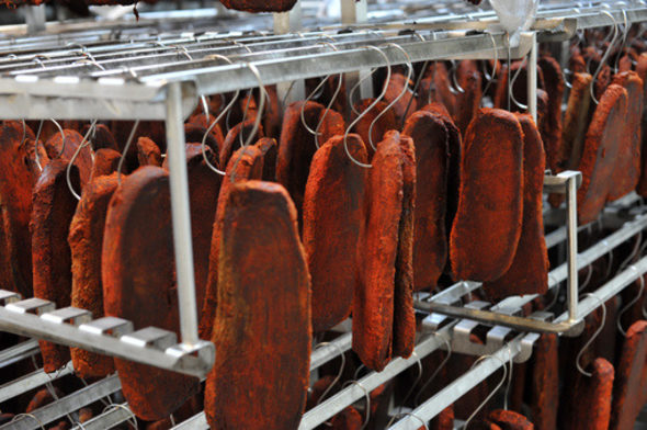 Това e четвъртият български продукт, вписан в Европейския регистър на храните с традиционно-специфичен характер, след филе "Елена", "Панагюрска луканка" и роле "Трапезица".