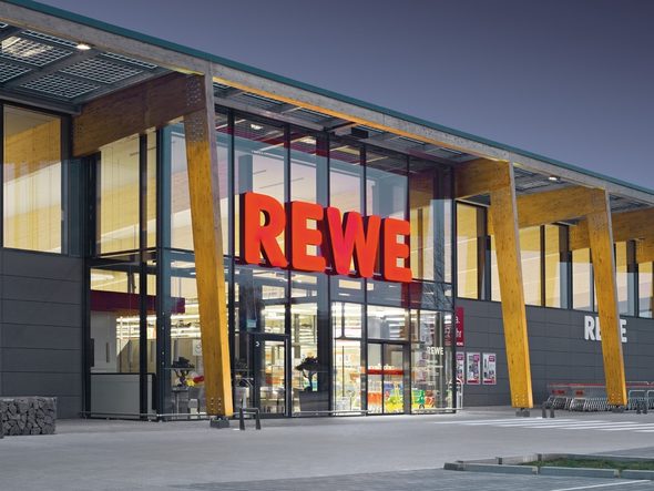 Магазинът на REWE в Берлин е с търговска площ от над 1800 кв. м и е въглеродно неутрален.
