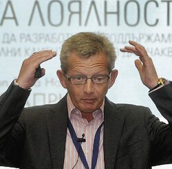 Колкото повече комуникирате, толкова повече ще продавате, казва консултантът по директен и дигитален маркетинг