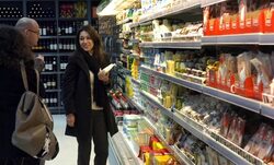 Депутати от БСП опитват да регулират отношенията в сектора със спорни текстове.