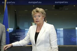 Едно от основните предимства на влязлата от днес в сила директива е въвеждането на срок от 14 дни, в който купувачът може да се откаже от покупката и да върне стоката на продавача.