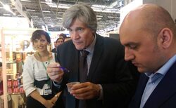 Над 40 фирми от различни сектори на хранително-вкусовата промишленост от България предстаявт своята продукция на специализираното изложение SIAL 2014 в Париж, което започна на 19 октомври и ще продължи до 23 октомври.