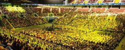 Концертът в зала "Арена Армеец" бе в рамките на инициативата "Ние обичаме България" на BILLA
