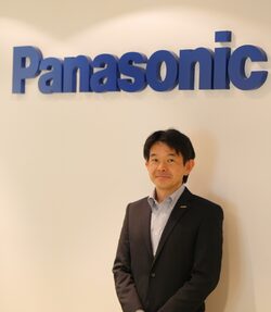 Цялата му кариера е свързана с европейския пазар. Досега в Panasonic отговорностите му са били насочени главно към бизнеса с визуални продукти.