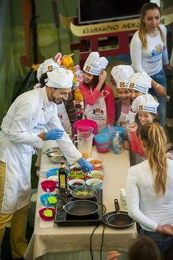 Детският образователен проект "Кулинарно междучасие Манджицу" ще гостува през този месец в пет избрани училища в България
