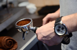 Увеличението на сервираното кафе ще бъде до 10 евроцента, а цената на дребно на кафето ще скочи с 25 на сто