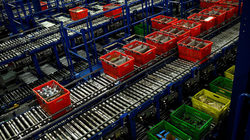 Британската компания си е поставила за цел да продава автоматизираните си складови системи на други търговци
