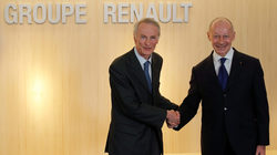 Жан-Доминик Сенар ще управлява компанията с благословията на френското правителство