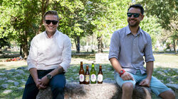 Павел Галчев и Деян Чолаков сбъднаха мечтата си да правят (и пият) собствена светла бира