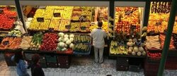 Бургас ще има нова зеленчукова борса - модерна и изградена по европейски стандарти, а сегашната, на улица "Одрин", ще бъде закрита.Това съобщи кметът Димитър Николов на пресконференция, организирана по този повод.