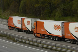 TNT, компанията за експресни доставки в Европа, ще поиска статут на Одобрен икономически оператор (ОИО) за всички операции, свързани с митническото оформяне на експресните й пратки, съобщава Econ.bg. ОИО е нов стандарт за надеждност на икономическите оператори, въведен от Европейската комисия.