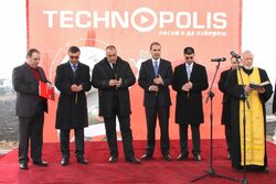В новия магазин за бяла и черна техника "Технополис" ще бъдат инвестирани 12 млн. лева, съобщиха от компанията.