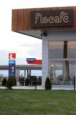 На 18 март официално отваря врати Flocafeна територията на бензиностанция «ЕКО», Радиново, на изхода от Пловдив в посока София.